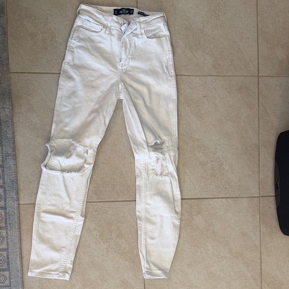 Hollister White Ripped Skinny Jeans